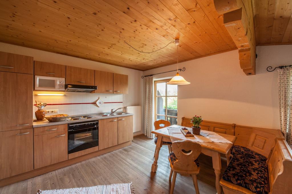 Zugspitzhotel Diana Thoerle Эрвальд Номер фото